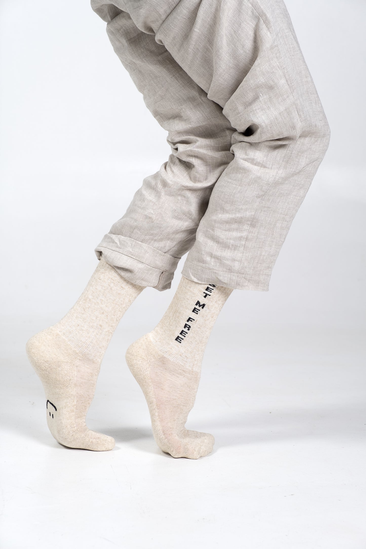 Set Me Free Hemp Slogan Socks – Sustainable Unisex Socks with Bold Statements